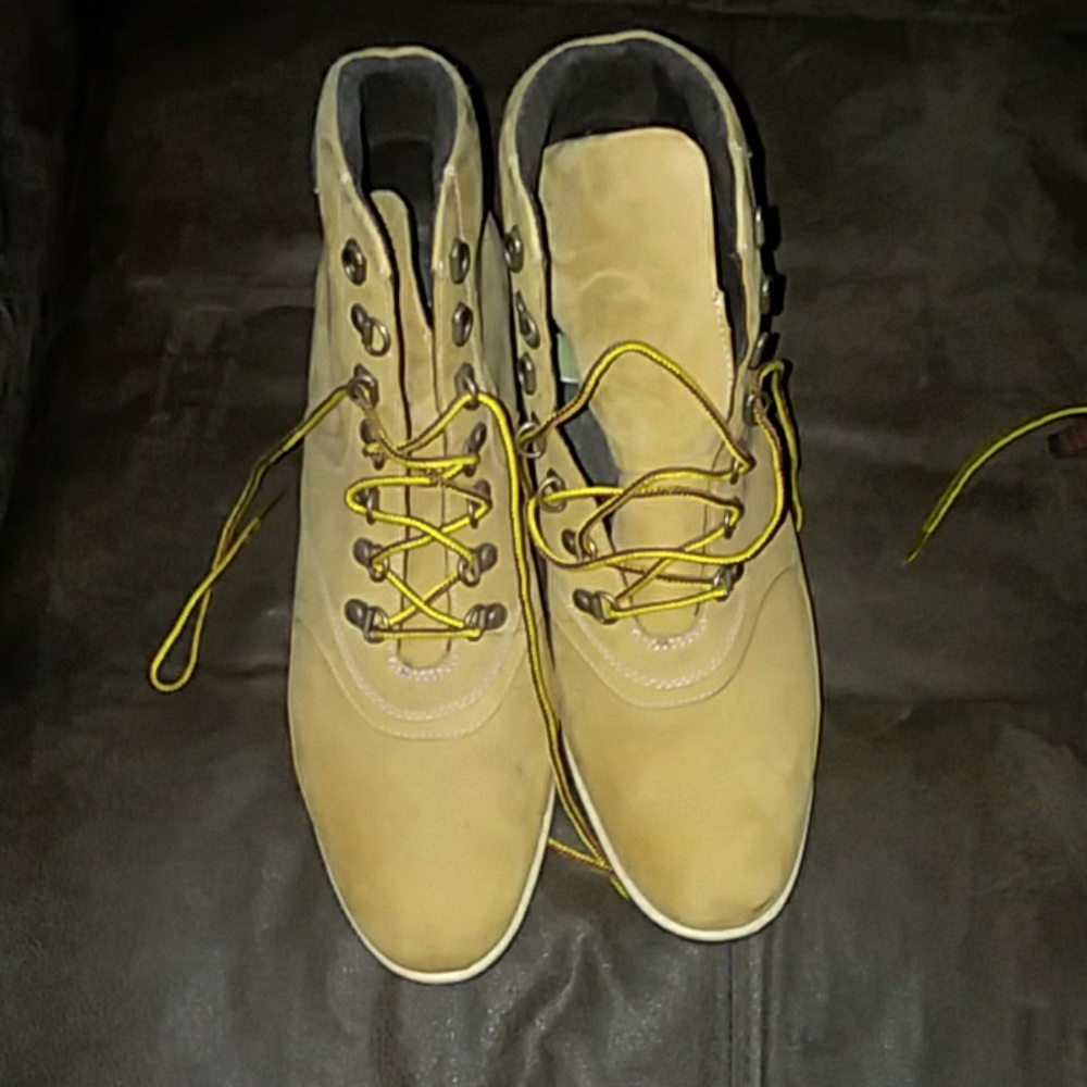 Ladies Timberland boots